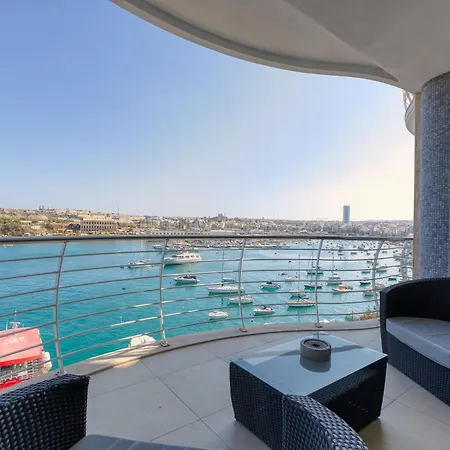 Stunning Seafront 3br With Terrace In By 360 Estates