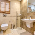 Stunning Seafront 3br With Terrace In By 360 Estates Apartmán Sliema