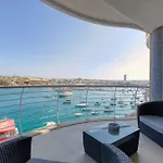 Stunning Seafront 3br With Terrace In By 360 Estates