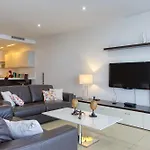Stunning Seafront 3br With Terrace In By 360 Estates *