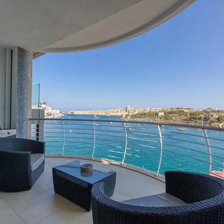 דירה Stunning Seafront 3br With Terrace In By 360 Estates *