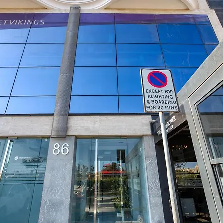 Lägenhet Stunning Seafront 3br With Terrace In By 360 Estates *