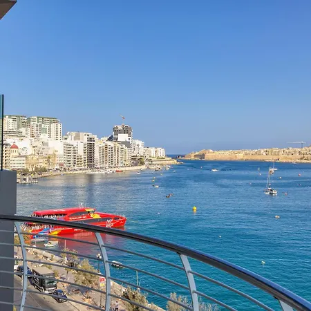 Stunning Seafront 3br With Terrace In By 360 Estates דירה *