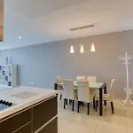 アパート Stunning Seafront 3br With Terrace In By 360 Estates スリーマ