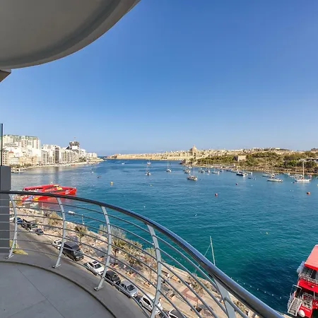 Апартаменты Stunning Seafront 3br With Terrace In By 360 Estates *
