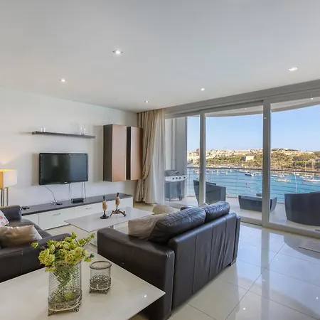 Stunning Seafront 3br With Terrace In By 360 Estates 公寓
